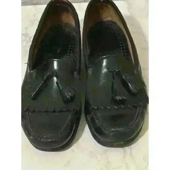 Men's GH Bass & Co, Black Tassled Loafers, Size 10 - Picture 2 of 3
